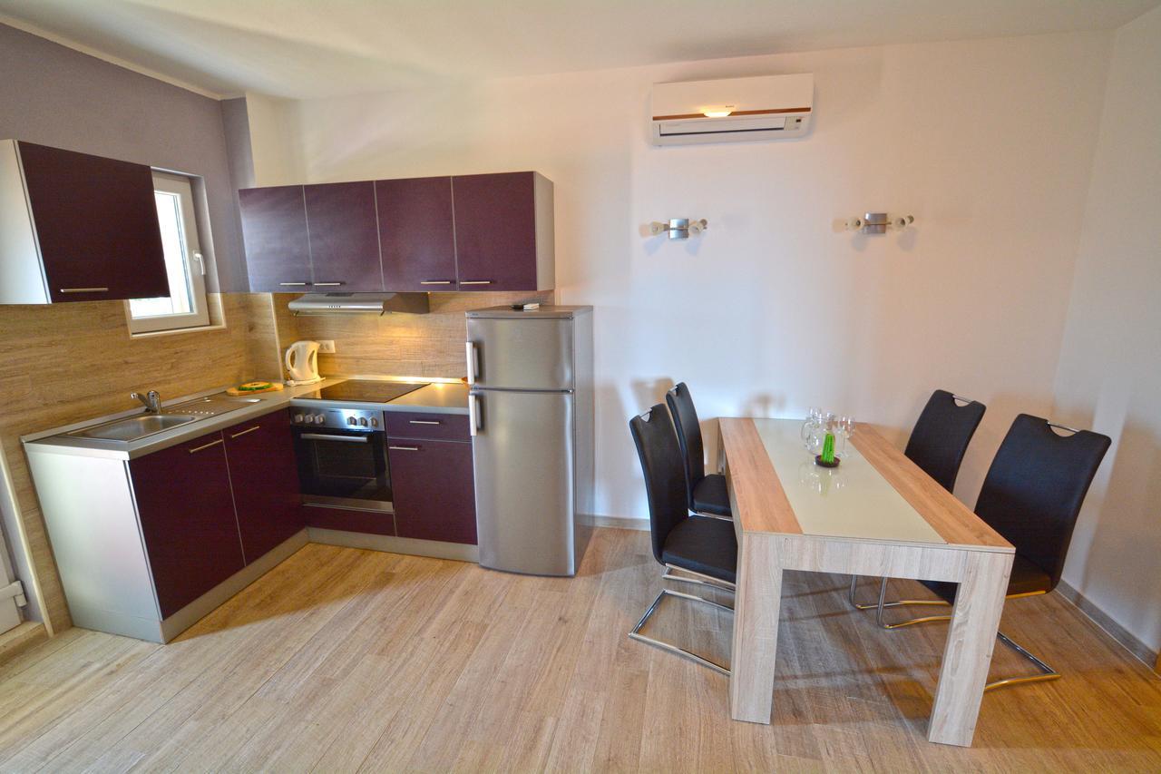 Apartments Dubas โอเรบิก ห้อง รูปภาพ